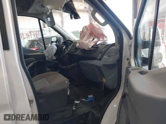 2019 Ford Transit Cargo with VIN 1FTBW3XG4KKA66859, listed as a IAAI auction lot 41940297 with 175,609 mi miles. Bid and sale history available at carsss.com. Image 5.