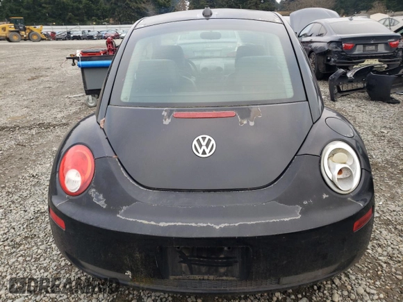 2008 Volkswagen New Beetle Coupe S with VIN 3VWPG31C68M523596, listed as a Copart auction lot 88444515 with 211,578 mi miles and Clean Title. Bid and sale history available at carsss.com. Image 6.