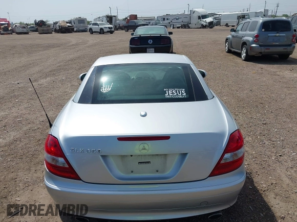 2007 Mercedes-Benz SLK 350 z VIN WDBWK56F47F140488, wystawiony jako IAAI lot #41911083 z przebiegiem 105 325 mil mil oraz . Historia ofert i sprzedaży dostępna na DreamBid. Obrazek 16.