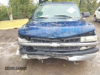 2000 Chevrolet Silverado 1500 with VIN 2GCEC19V0Y1255331, listed as a IAAI auction lot 40441563 with 282,464 mi miles. Bid and sale history available at carsss.com. Image 11.
