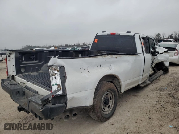 2022 Ford F-250 with VIN 1FT8X2AT1NEE17009, listed as a Copart auction lot 43755805 with Not provided miles and Salvage title. Bid and sale history available at DreamBid. Image 4.