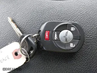 2006 Chevrolet Corvette with VIN 1G1YY26U965116545, listed as a IAAI auction lot 41810108 with 38,011 mi miles. Bid and sale history available at carsss.com. Image 11.