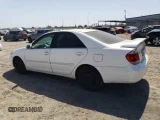 2005 Toyota Camry STD z VIN 4T1BE32K55U025255, wystawiony jako Copart lot #59423275 z przebiegiem 290 722 mil mil oraz Czysty tytuł • Clean title. Historia ofert i sprzedaży dostępna na DreamBid. Obrazek 2.