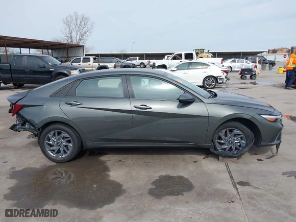 2024 Hyundai Elantra SEL with VIN KMHLM4DG6RU785092, listed as a IAAI auction lot 41734661 with 37,902 mi miles. Bid and sale history available at carsss.com. Image 14.