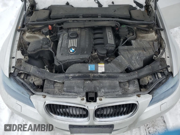 2011 BMW 3 Series 328i xDrive with VIN WBAUU3C54BA541898, listed as a Copart auction lot 44102915 with 320,395 mi miles and Clean Title. Bid and sale history available at DreamBid. Image 11.