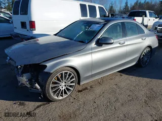2015 Mercedes-Benz C-Class C 300 with VIN 55SWF4JB2FU076697, listed as a IAAI auction lot 41357468 with 107,027 mi miles. Bid and sale history available at carsss.com. Image 17.