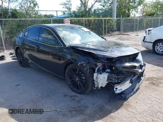 2021 Toyota Camry XSE z VIN 4T1K61AK1MU454118, wystawiony jako IAAI lot #42125260 z przebiegiem 84 821 mil mil oraz . Historia ofert i sprzedaży dostępna na DreamBid. Obrazek 1.