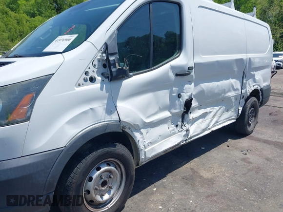 2015 Ford Transit Cargo with VIN 1FTNE1YM1FKB32377, listed as a IAAI auction lot 41976900 with 232,062 mi miles and . Bid and sale history available at DreamBid. Image 6.