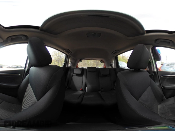 2020 Honda Fit EX with VIN 3HGGK5H81LM712147, listed as a IAAI auction lot 42023191 with 82,410 mi miles and . Bid and sale history available at DreamBid. Image 19.