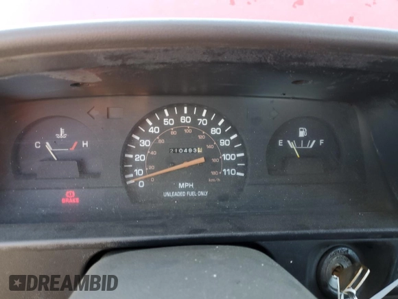 1991 Toyota Pickup z VIN JT4RN81AXM0072912, wystawiony jako Copart lot #86072004 z przebiegiem 210 493 mil mil oraz Szkoda całkowita • Salvage title. Historia ofert i sprzedaży dostępna na DreamBid. Obrazek 9.