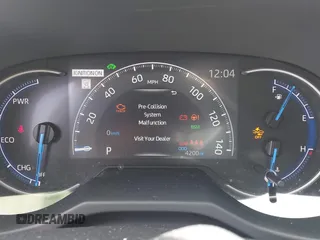2024 Toyota RAV4 Hybrid XLE Premium z VIN JTMB6RFV5RJ059437, wystawiony jako IAAI lot #42485203 z przebiegiem 4 200 mil mil oraz . Historia ofert i sprzedaży dostępna na DreamBid. Obrazek 7.