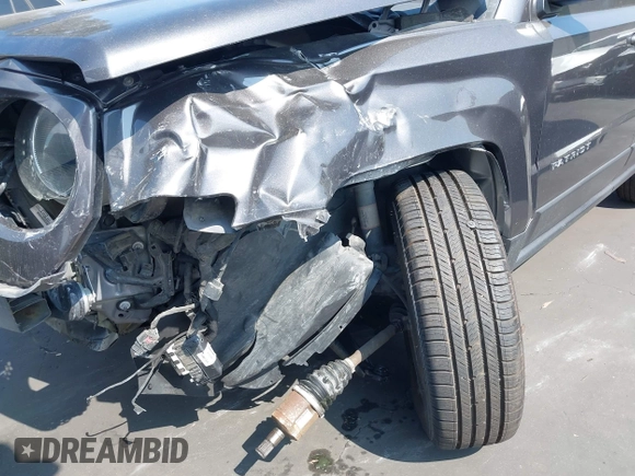 2016 Jeep Patriot Latitude with VIN 1C4NJRFB2GD637975, listed as a IAAI auction lot 42662174 with 115,709 mi miles and . Bid and sale history available at DreamBid. Image 6.