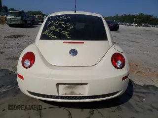 2006 Volkswagen New Beetle Coupe with VIN 3VWPW31CX6M401260, listed as a Copart auction lot 57858714 with 0 mi miles and Salvage Title. Bid and sale history available at carsss.com. Image 6.