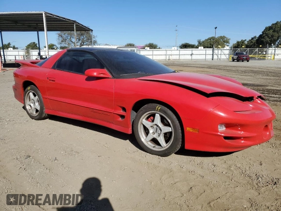 2001 Pontiac Firebird Formula z VIN 2G2FV22G112117625, wystawiony jako Copart lot #81836394 z przebiegiem 142 503 mil mil oraz Szkoda całkowita • Salvage title. Historia ofert i sprzedaży dostępna na DreamBid. Obrazek 4.