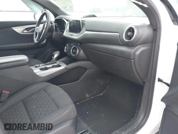 2021 Chevrolet Blazer LT z VIN 3GNKBCRSXMS551244, wystawiony jako IAAI lot #41717299 z przebiegiem 72 151 mil mil oraz . Historia ofert i sprzedaży dostępna na DreamBid. Obrazek 5.