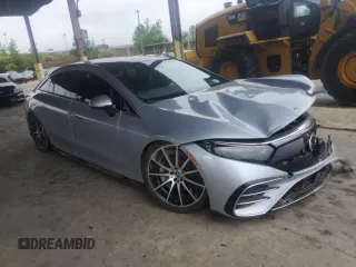 2022 Mercedes-Benz EQS with VIN W1KCG2DB6NA009227, listed as a Copart auction lot 53976294 with 0 mi miles and Salvage Title. Bid and sale history available at carsss.com. Image 4.