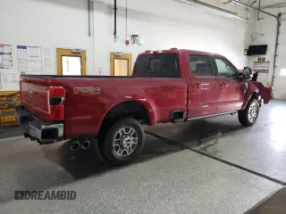2024 Ford F-350 XL with VIN 1FT8W3BT5REF71350, listed as a Copart auction lot 45038005 with 15 mi miles and Salvage Title. Bid and sale history available at DreamBid. Image 3.