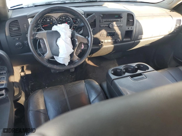 2013 GMC Sierra 1500 SLE with VIN 1GTR2VE71DZ200486, listed as a Copart auction lot 88864895 with 299,934 mi miles and Salvage Title. Bid and sale history available at carsss.com. Image 8.