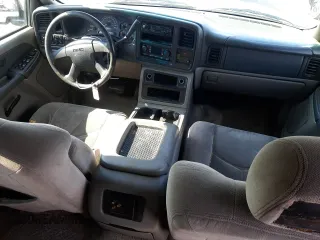 2003 GMC Yukon SLT with VIN 1GKEC13V43J171962, listed as a Copart auction lot 63244534 with 200,159 mi miles and Salvage Title. Bid and sale history available at carsss.com. Image 8.