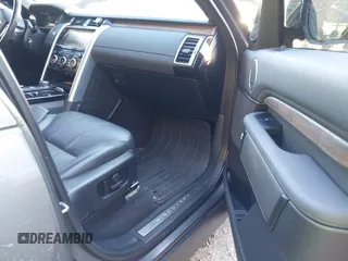 2019 Land Rover Discovery HSE with VIN SALRR2RV1K2400107, listed as a IAAI auction lot 40749389 with 107,655 mi miles and . Bid and sale history available at DreamBid. Image 5.