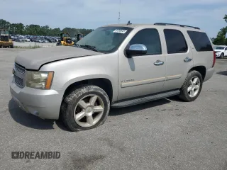 2008 Chevrolet Tahoe LTZ z VIN 1GNFC13058J121106, wystawiony jako Copart lot #60596645 z przebiegiem 247 265 mil mil oraz Czysty tytuł • Clean title. Historia ofert i sprzedaży dostępna na DreamBid. Obrazek 1.