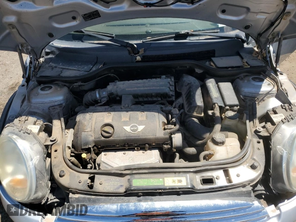 2010 MINI Convertible with VIN WMWMR3C5XATU98379, listed as a Copart auction lot 56360255 with 108,414 mi miles and Clean Title. Bid and sale history available at DreamBid. Image 11.