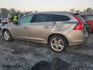 2015 Volvo V60 T5 Drive-E Premier with VIN YV140MEK8F1261621, listed as a Copart auction lot 73959574 with 74,546 mi miles and Salvage Title. Bid and sale history available at carsss.com. Image 2.