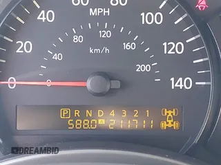 2006 Nissan Armada LE z VIN 5N1AA08B36N729317, wystawiony jako IAAI lot #41228460 z przebiegiem 211 711 mil mil oraz . Historia ofert i sprzedaży dostępna na DreamBid. Obrazek 15.
