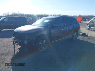 2014 Nissan Pathfinder S with VIN 5N1AR2MM2EC611720, listed as a IAAI auction lot 41863203 with 241,234 mi miles. Bid and sale history available at carsss.com. Image 2.