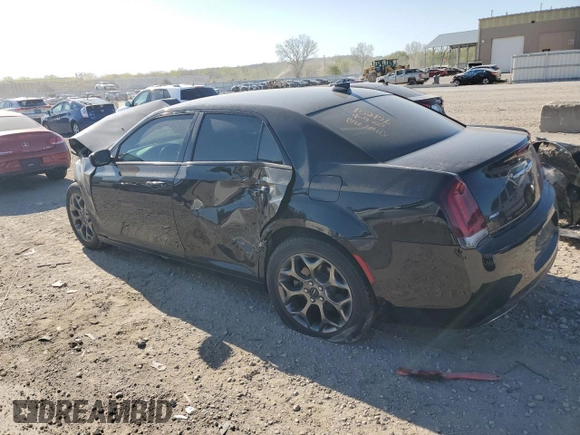 2016 Chrysler 300 S z VIN 2C3CCAGG6GH183038, wystawiony jako Copart lot #53265215 z przebiegiem Nie podano mil oraz Szkoda całkowita • Salvage title. Historia ofert i sprzedaży dostępna na DreamBid. Obrazek 2.