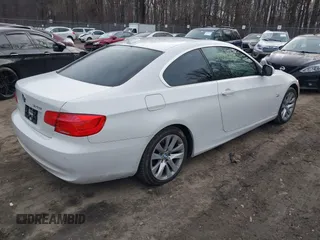 2011 BMW 3 Series 328i xDrive with VIN WBAKF5C54BE655860, listed as a IAAI auction lot 41601663 with 191,244 mi miles. Bid and sale history available at carsss.com. Image 4.