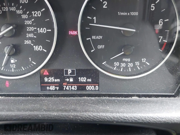 2017 BMW X1 sDrive28i with VIN WBXHU7C3XHP924635, listed as a IAAI auction lot 41744824 with 74,143 mi miles. Bid and sale history available at carsss.com. Image 7.