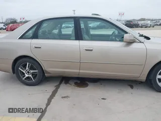 2000 Toyota Avalon XL with VIN 4T1BF28B0YU024842, listed as a IAAI auction lot 41630268 with 260,586 mi miles and . Bid and sale history available at DreamBid. Image 13.