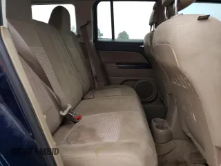 2017 Jeep Patriot Sport z VIN 1C4NJPBB9HD132138, wystawiony jako Copart lot #44538625 z przebiegiem 152 714 mil mil oraz Szkoda całkowita • Salvage title. Historia ofert i sprzedaży dostępna na DreamBid. Obrazek 11.