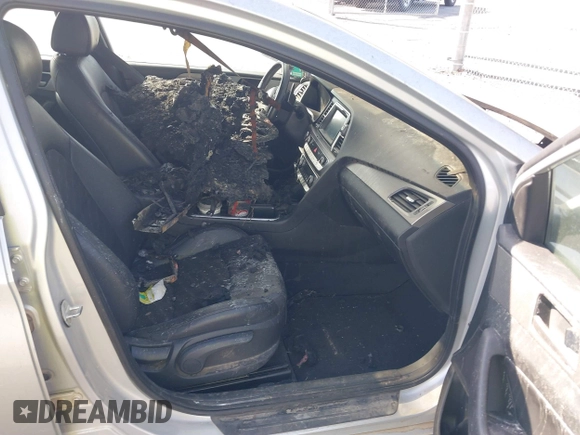 2019 Hyundai Sonata SEL with VIN 5NPE34AF3KH795543, listed as a IAAI auction lot 41794340 with Not Provided miles and . Bid and sale history available at DreamBid. Image 5.