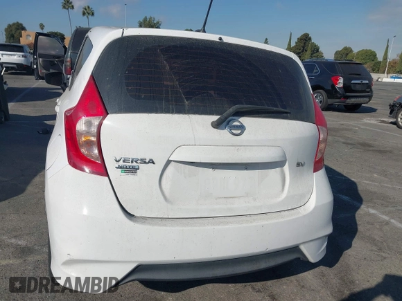2018 Nissan Note SV с VIN 3N1CE2CP0JL360024, выставлен на аукционе IAAI как лот 40880891 с пробегом 73 446 миль миль и . История ставок и продаж доступна на DreamBid. Изображение 16.