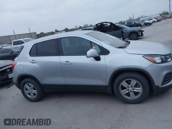 2020 Chevrolet Trax LS with VIN 3GNCJKSBXLL296356, listed as a IAAI auction lot 41770466 with 68,702 mi miles and . Bid and sale history available at DreamBid. Image 13.