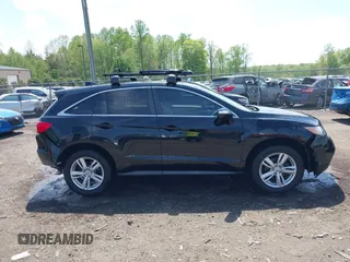 2014 Acura RDX Technology with VIN 5J8TB3H57EL000142, listed as a IAAI auction lot 42024324 with 123,946 mi miles and . Bid and sale history available at carsss.com. Image 13.