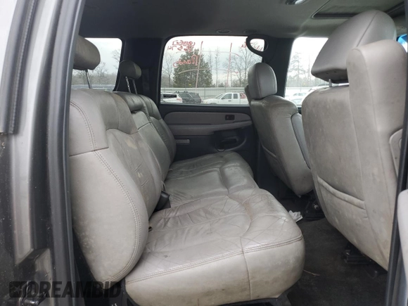 2001 Chevrolet Suburban LT with VIN 3GNGK26U31G141020, listed as a Copart auction lot 86370664 with 186,896 mi miles and Salvage Title. Bid and sale history available at carsss.com. Image 11.