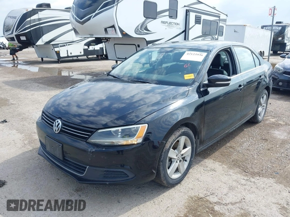 2014 Volkswagen Jetta TDI w/Premium/Nav с VIN 3VWLL7AJ2EM415312, выставлен на аукционе IAAI как лот 42123936 с пробегом 47 874 миль миль и . История ставок и продаж доступна на DreamBid. Изображение 2.