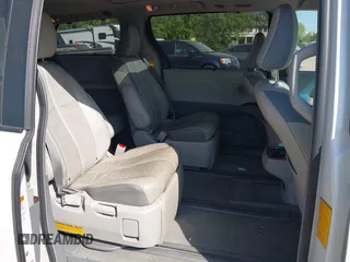2014 Toyota Sienna Limited with VIN 5TDDK3DC2ES089477, listed as a IAAI auction lot 42217213 with 182,616 mi miles and . Bid and sale history available at DreamBid. Image 8.