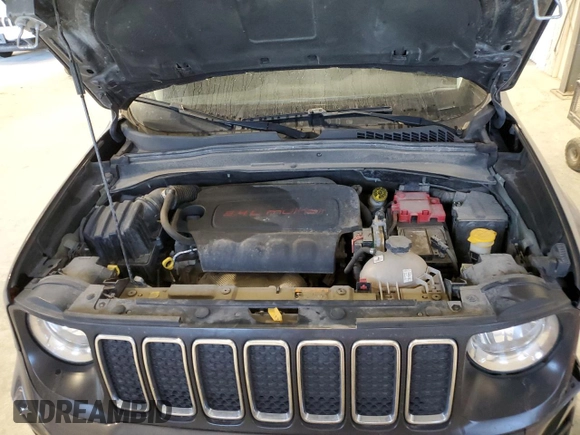 2019 Jeep Renegade Latitude z VIN ZACNJBBB1KPK06127, wystawiony jako Copart lot #85591714 z przebiegiem 54 526 mil mil oraz Szkoda całkowita • Salvage title. Historia ofert i sprzedaży dostępna na DreamBid. Obrazek 12.