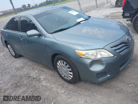 2011 Toyota Camry LE z VIN 4T1BF3EK8BU723900, wystawiony jako IAAI lot #42298997 z przebiegiem 189 130 mil mil oraz . Historia ofert i sprzedaży dostępna na DreamBid. Obrazek 1.