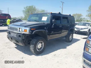 2005 Hummer H2 SUV z VIN 5GRGN23U25H128791, wystawiony jako IAAI lot #42115436 z przebiegiem 286 818 mil mil oraz . Historia ofert i sprzedaży dostępna na DreamBid. Obrazek 17.