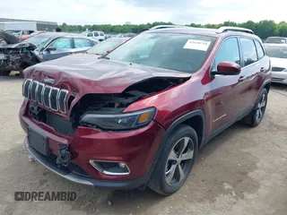 2019 Jeep Cherokee Limited z VIN 1C4PJMDN0KD209386, wystawiony jako IAAI lot #42650728 z przebiegiem 84 848 mil mil oraz . Historia ofert i sprzedaży dostępna na DreamBid. Obrazek 2.