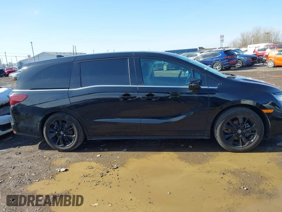 2024 Honda Odyssey Sport with VIN 5FNRL6H75RB070899, listed as a IAAI auction lot 41784731 with 3,875 mi miles and . Bid and sale history available at DreamBid. Image 13.
