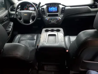 2015 Chevrolet Tahoe LS z VIN 1GNSCAEC9FR109321, wystawiony jako Copart lot #58417355 z przebiegiem 178 812 mil mil oraz Czysty tytuł • Clean title. Historia ofert i sprzedaży dostępna na DreamBid. Obrazek 8.