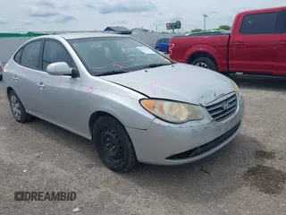 2008 Hyundai Elantra GLS z VIN KMHDU46D88U307486, wystawiony jako IAAI lot #42211368 z przebiegiem 221 344 mil mil oraz . Historia ofert i sprzedaży dostępna na DreamBid. Obrazek 1.