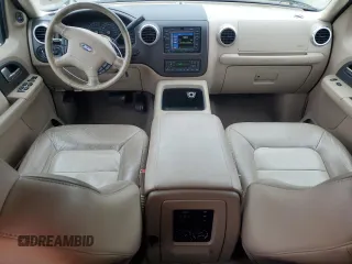 2004 Ford Expedition Eddie Bauer z VIN 1FMFU17L34LB74374, wystawiony jako Copart lot #50320345 z przebiegiem 149 019 mil mil oraz Szkoda całkowita • Salvage title. Historia ofert i sprzedaży dostępna na DreamBid. Obrazek 8.