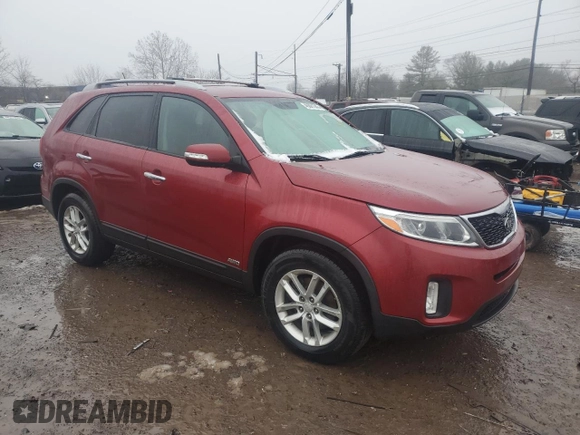 2014 Kia Sorento LX with VIN 5XYKTDA72EG462113, listed as a Copart auction lot 45081345 with 151,350 mi miles and Clean Title. Bid and sale history available at carsss.com. Image 4.